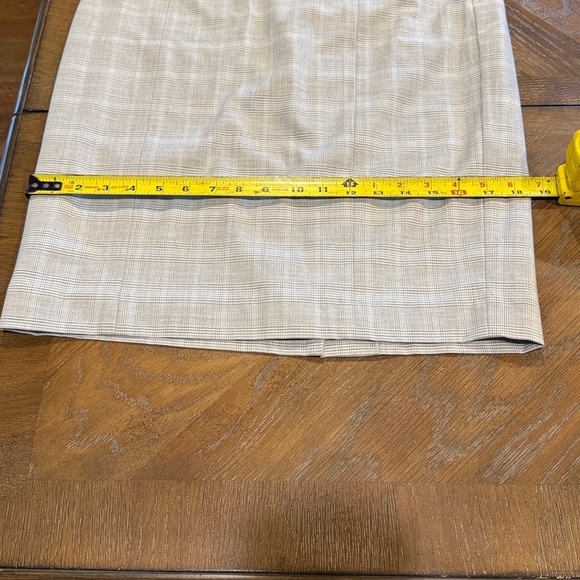 Ann Taylor Beige Plaid Pencil Skirt - Picture 8 of 9